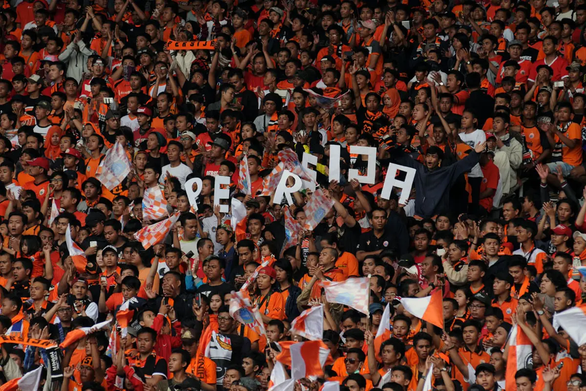 Jakmania Padati Gelora Bung Karno