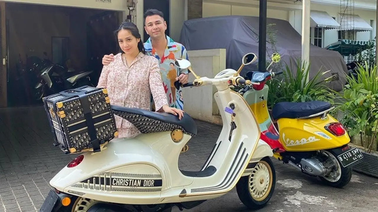 Nagita Slavina Ngidam Vespa Dior yang Ditaksir Rp 1 Miliar, Ini 5 Potretnya