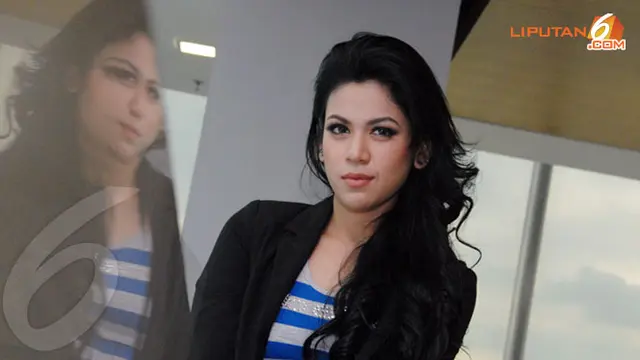 vanny-dangdut-130725c.jpg