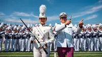 Perbedaan Mayoret dan Gitapati, Ini Peran Pentingnya di Marching Band