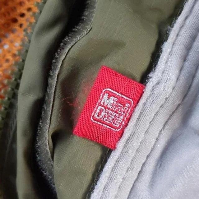 6 Kantong Tersembunyi di Pakaian Ini Unik, Inovasi Fashion yang Menarik