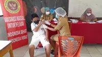 BInda Sulut menggelar vaksinasi untuk warga. (Istimewa)