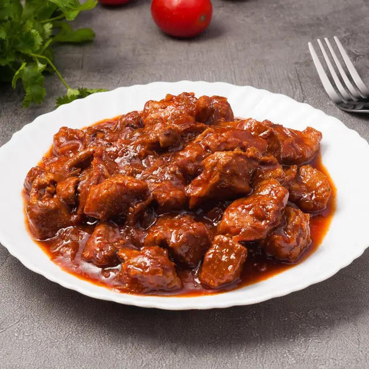 Trik Memasak Rendang Agar Rasa Nendang Bak Rumah Makan Padang