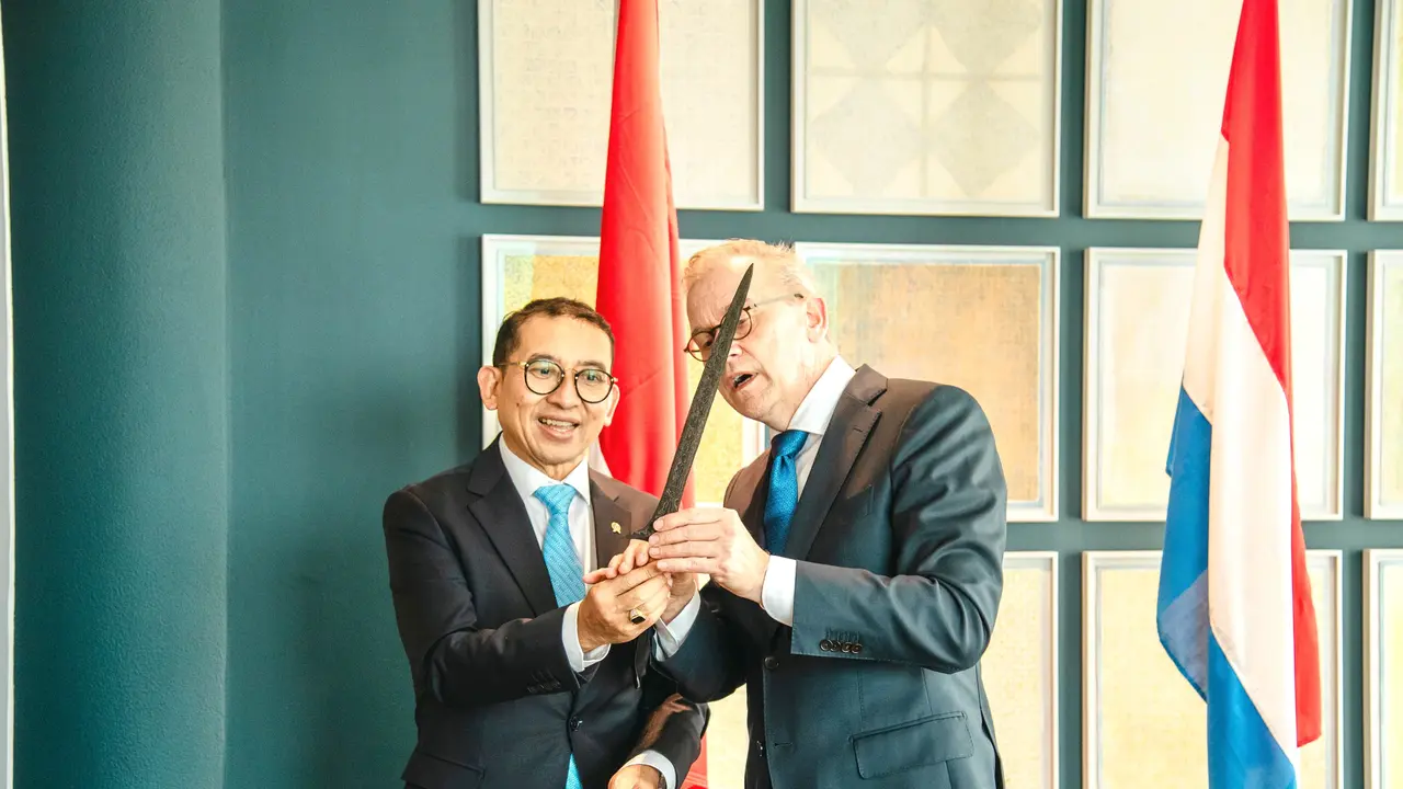 Menteri Kebudayaan Republik Indonesia Fadli Zon dan Menteri Pendidikan, Kebudayaan, dan Sains Belanda H.E. Eppo Bruins menyepakati langkah strategis memperkuat kerja sama repatriasi benda budaya.