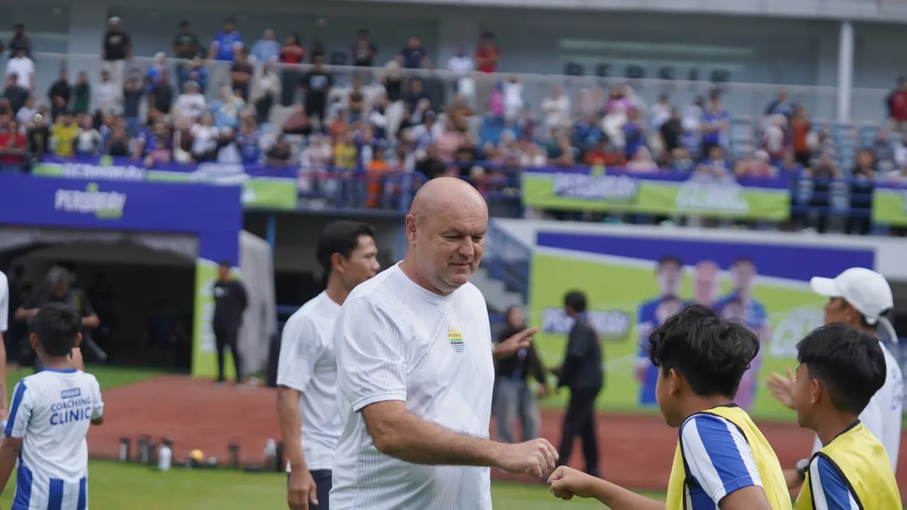 Pelatih Persib Bandung, Bojan Hodak