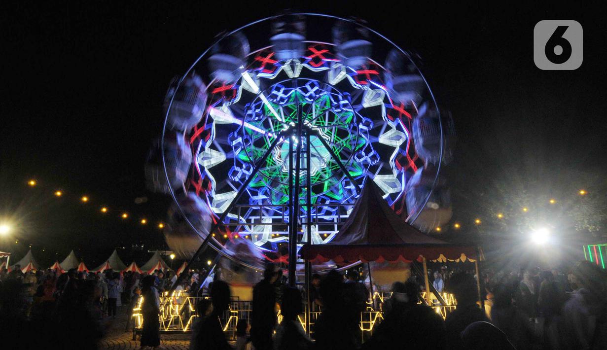 Jakarnaval atau disebut juga "Malam Jaya Raya" merupakan acara rutin yang digelar Pemerintah Provinsi (Pemprov) DKI Jakarta setiap malam puncak perayaan Hari Ulang Tahun. (merdeka.com/Imam Buhori)