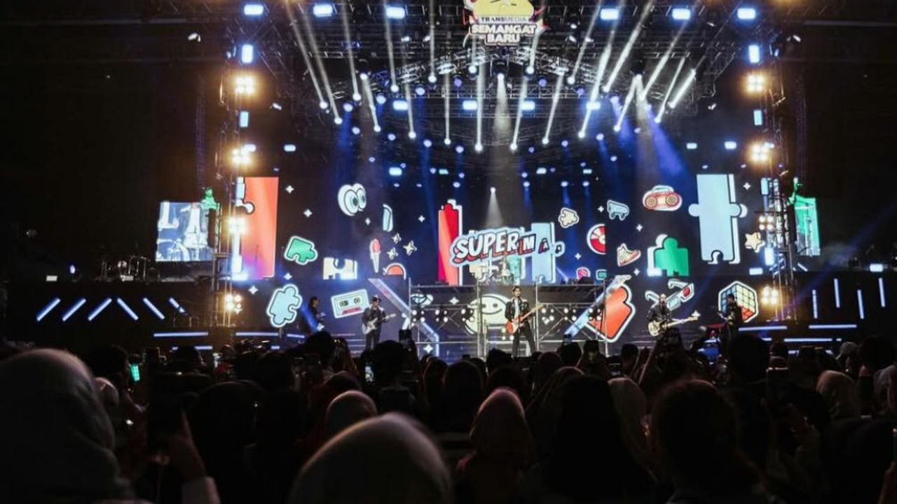 7 Potret Penampilan Al, El, dan Dul di The Lucky Laki, Siapa yang Bisa Kalahkan Karisma Mereka?