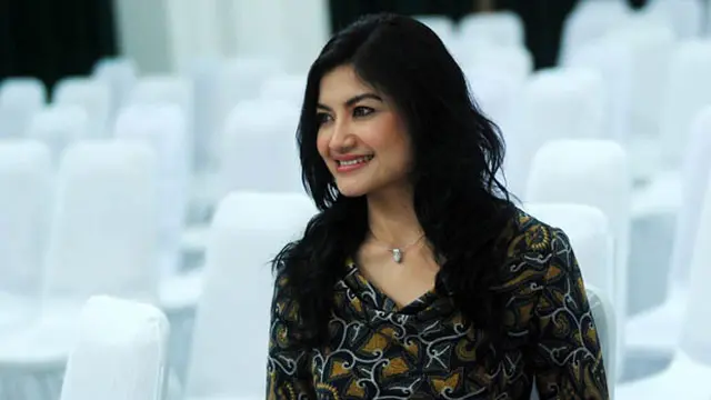 Cerita 6 Artis yang Melakukan Suntik Sperma