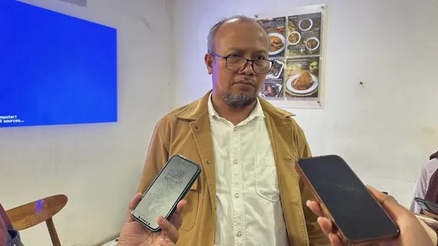 Pengurus Harian YLKI Tulus Abadi