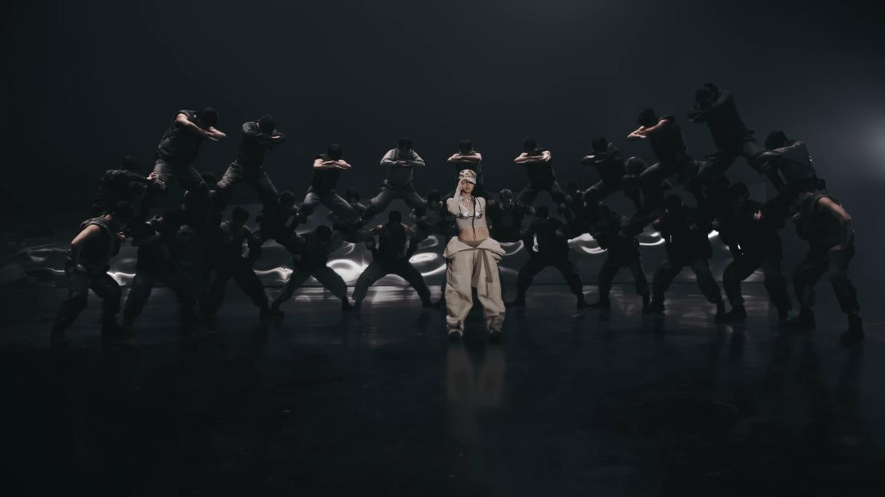 Jennie Rilis MV 'Like JENNIE', Perlihatkan Koreografi Tajam yang Memukau