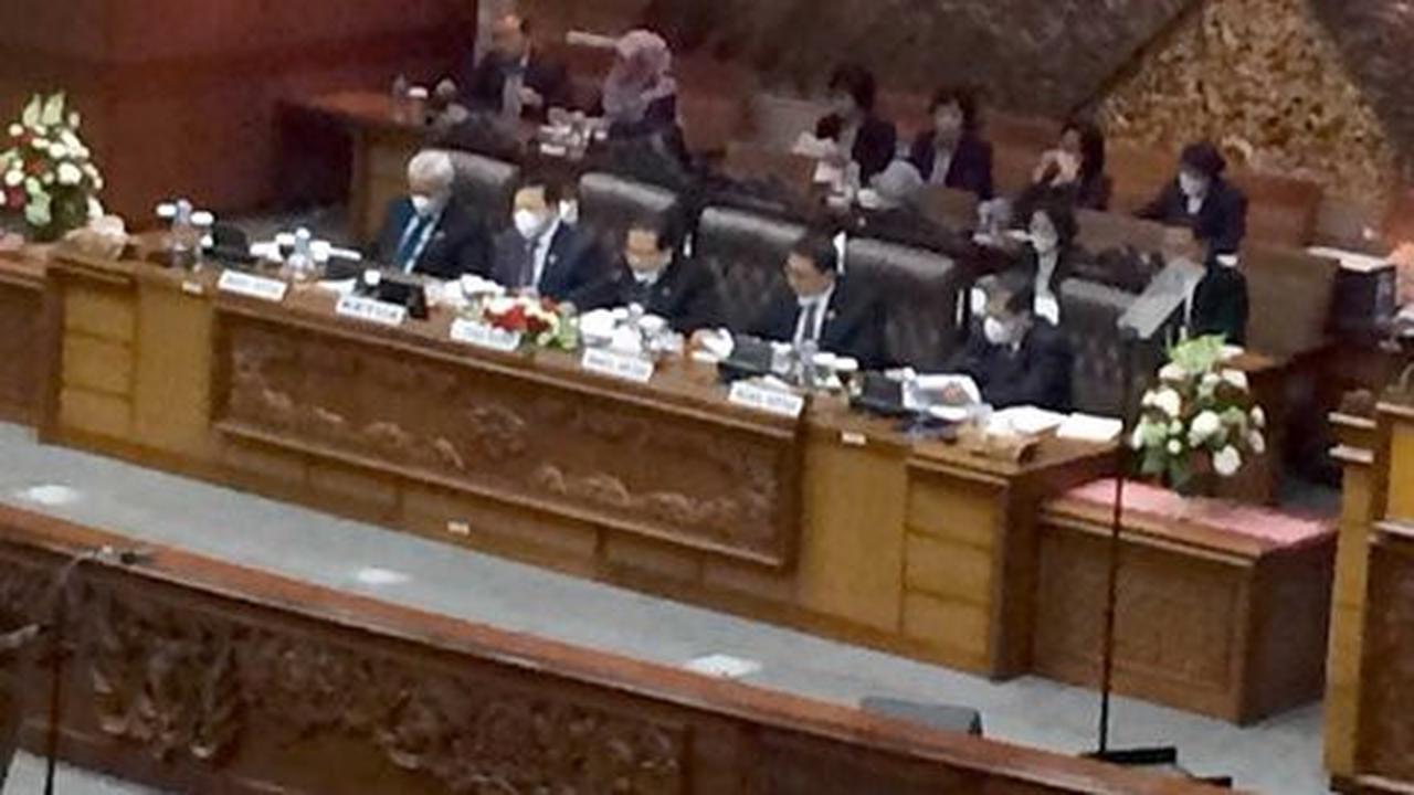 Pimpinan DPR tetap ngotot agar dibentuk Pansus Karhutla