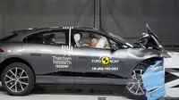 Jaguar I-Pace lolos uji tabrak dengan meraih peringkat keamanan bintang 5 Euro NCAP. (Insideevs)