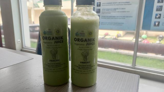 Jus Pakcoy buatan Ibu-Ibu Posyandu RT 03/RW 05 Desa Cicadas, Gunung Putri.