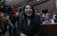 VIDEO: Kesaksian Biduan Cantik Nayunda Nabila, SYL Kirim Bunga dan Kue Ulang Tahun SYL