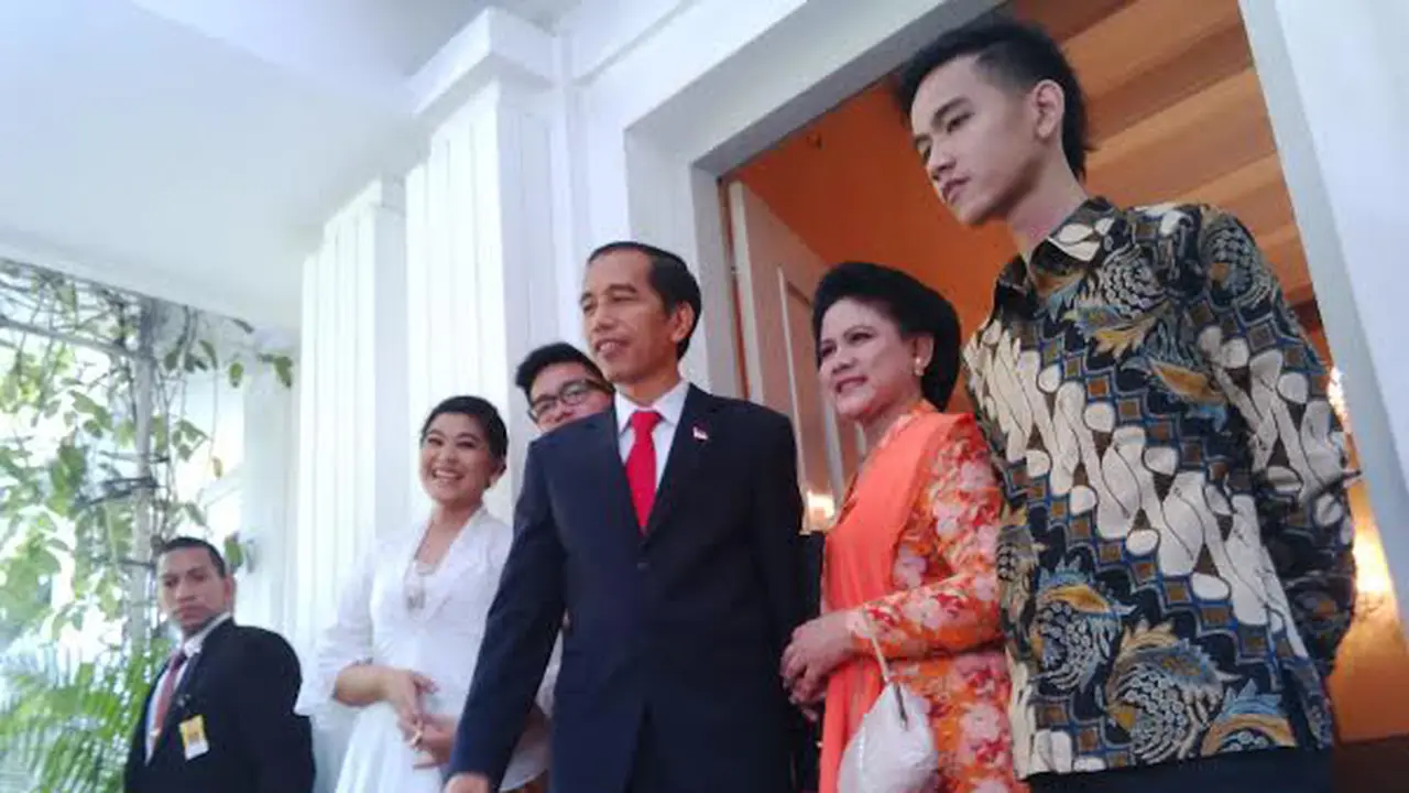 Canda Tawa Keluarga Jokowi Jelang Pelantikan
