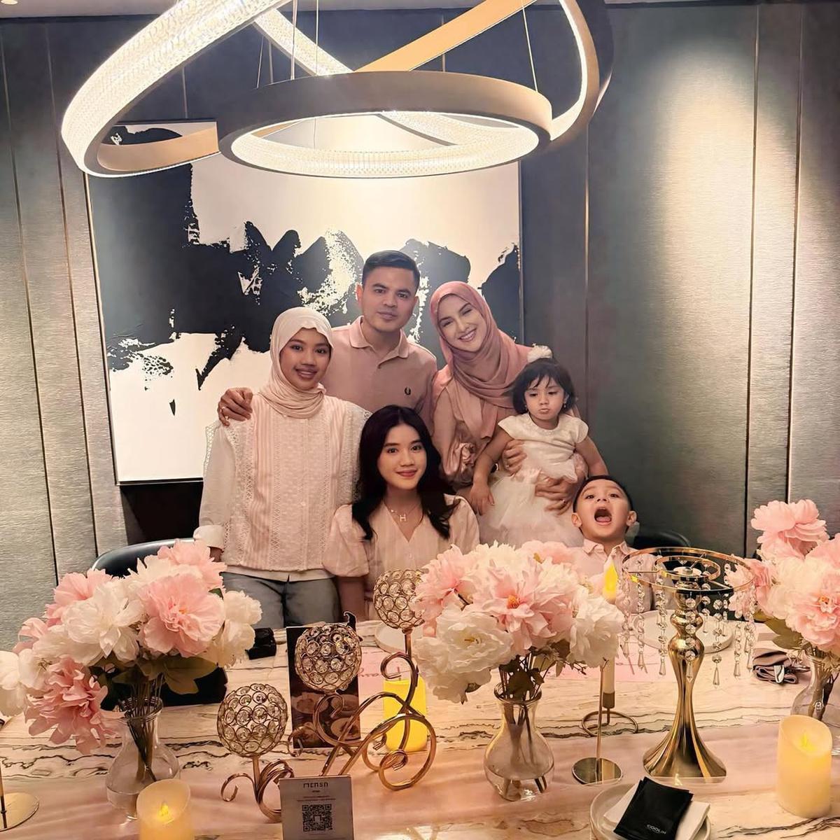 Potret Irish Bella dengan Dua Putri Sambungnya, Punya Panggilan Kesayangan hingga Jadi Teman Curhat