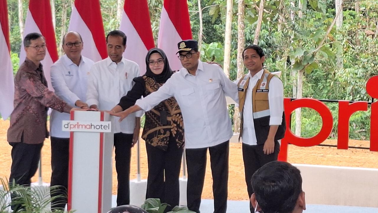 Sebelum Pensiun, Jokowi Tandatangani Inpres Percepatan Penyelenggaraan Trem Otonom IKN