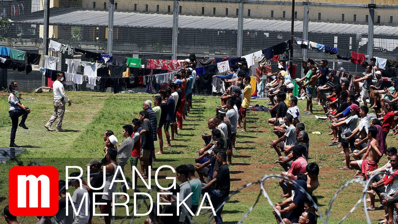 VIDEO: Menkum HAM Yasonna Laoly Menjawab Polemik Pembebasan Napi