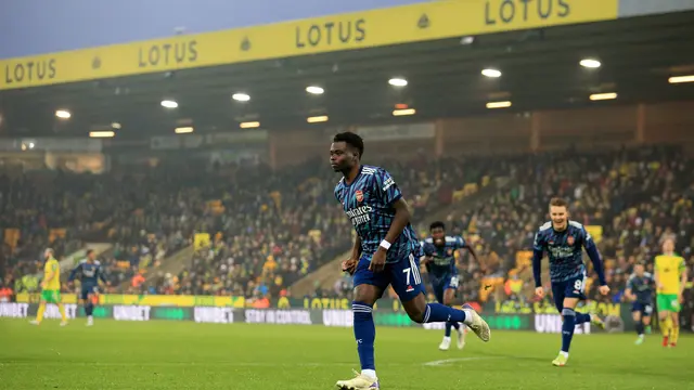 Selebrasi Bukayo Saka