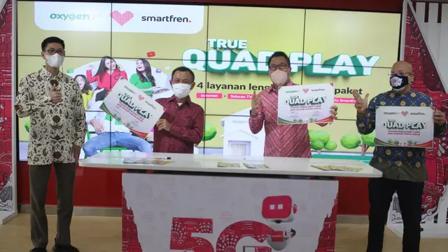 Layanan internet True QuadPlay