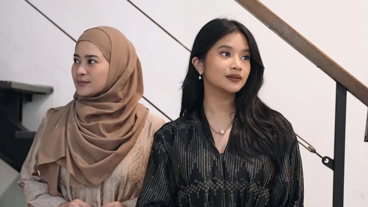 Ikke Nurjanah dan Dira