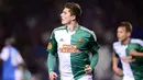 Pemain Rapid Wien, Marcel Sabitzer melakukan selebrasi setelah mencetak gol ke gawang Genk pada laga Grup G Liga Europa 2013/2014 pada 24 Oktober 2013. Sabitzer direkrut menuju Rapid Wien pada 2013 setelah tampil mengesankan di Admira Wacker Modling. Gelandang Austria itu hanya bermain semusim dengan mencetak 12 gol dan delapan assist dalam 57 pertandingan. (AFP/Belga/Yorick Jansens)
== BELGIUM OUT ==
YORICK JANSENS / BELGA / AFP