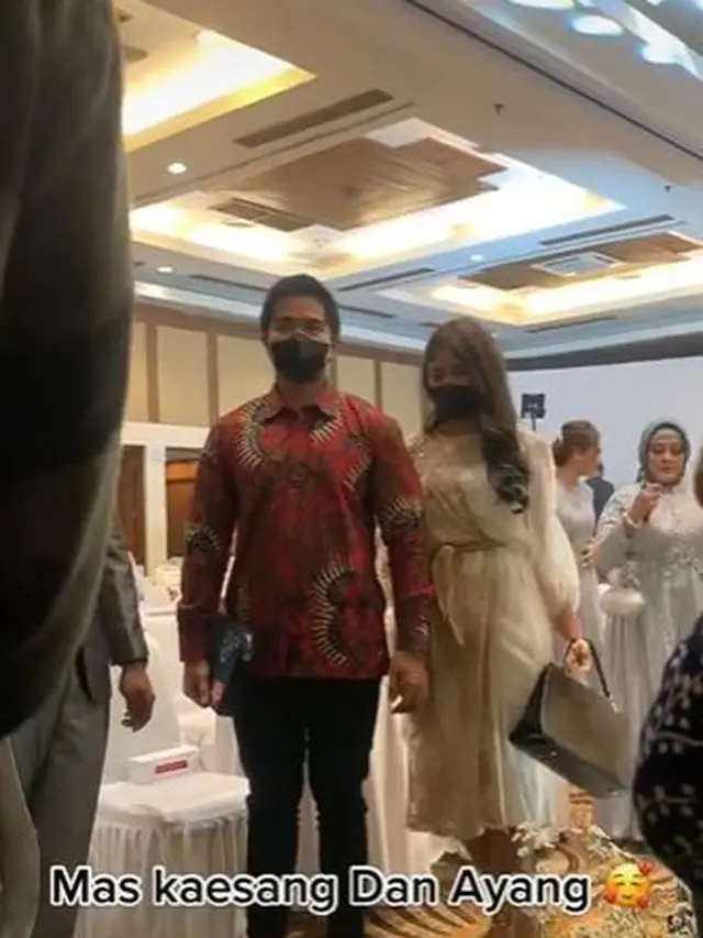Mulai Go Public, Ini 6 Momen Kaesang Pangarep dan Erina Gudono Kondangan Bareng