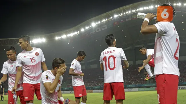 Sepak Bola : Indonesia Vs Laos