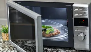 Cari Microwave Oven Low Watt untuk Apartemen? Ini Pilihan yang Wajib Diintip