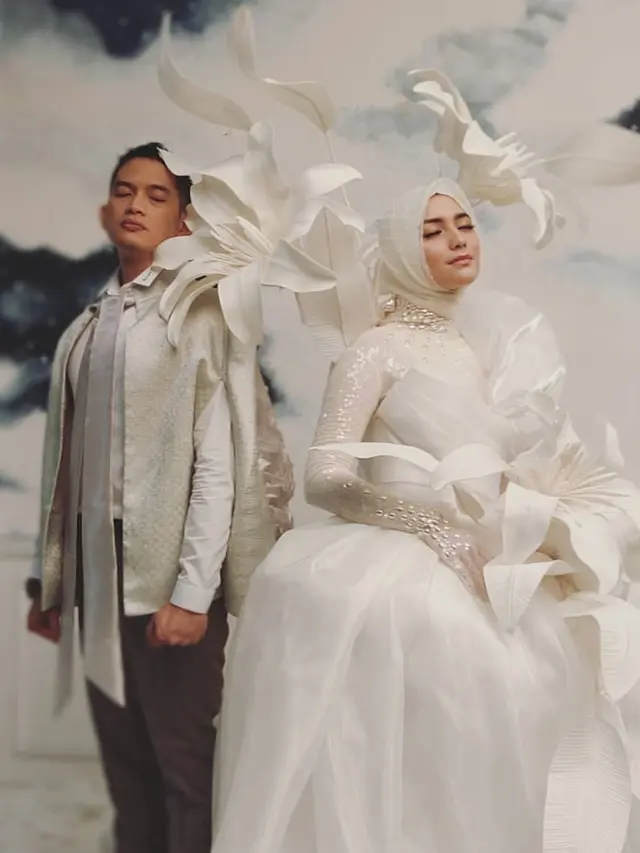 7 Potret Prewedding Citra Kirana dan Rezky Aditya dengan Suasana