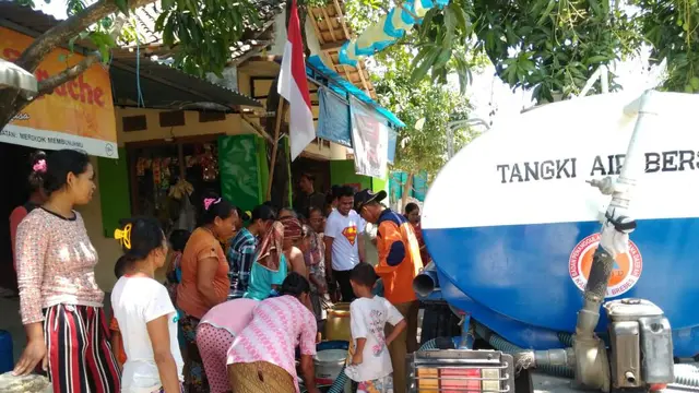 Musim kemarau menyebabkan kekeringan di sejumlah wilayah di Tanah Air. (dok BNPB)