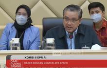 Hidup Mewah Kades Kohod Naik Mobil Mewah Rubicon Bikin Si Macan DPR Geram Keluarkan Sindiran Pedas