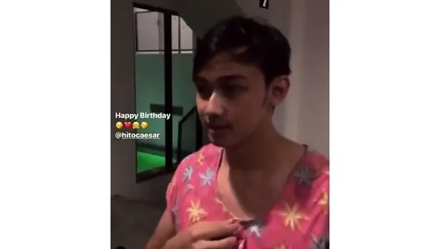 Pakai Daster, Ini 6 Momen Seru Ulang Tahun Caesar Hito ke-27