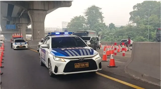 Ada Perbaikan Jalan, Tol Jakarta-Cikampek Contraflow 5 Km