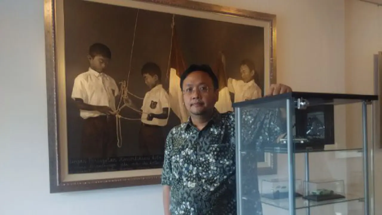 Galeri Apik Kolaborasikan Seni Lukis dan Miniatur Otomotif