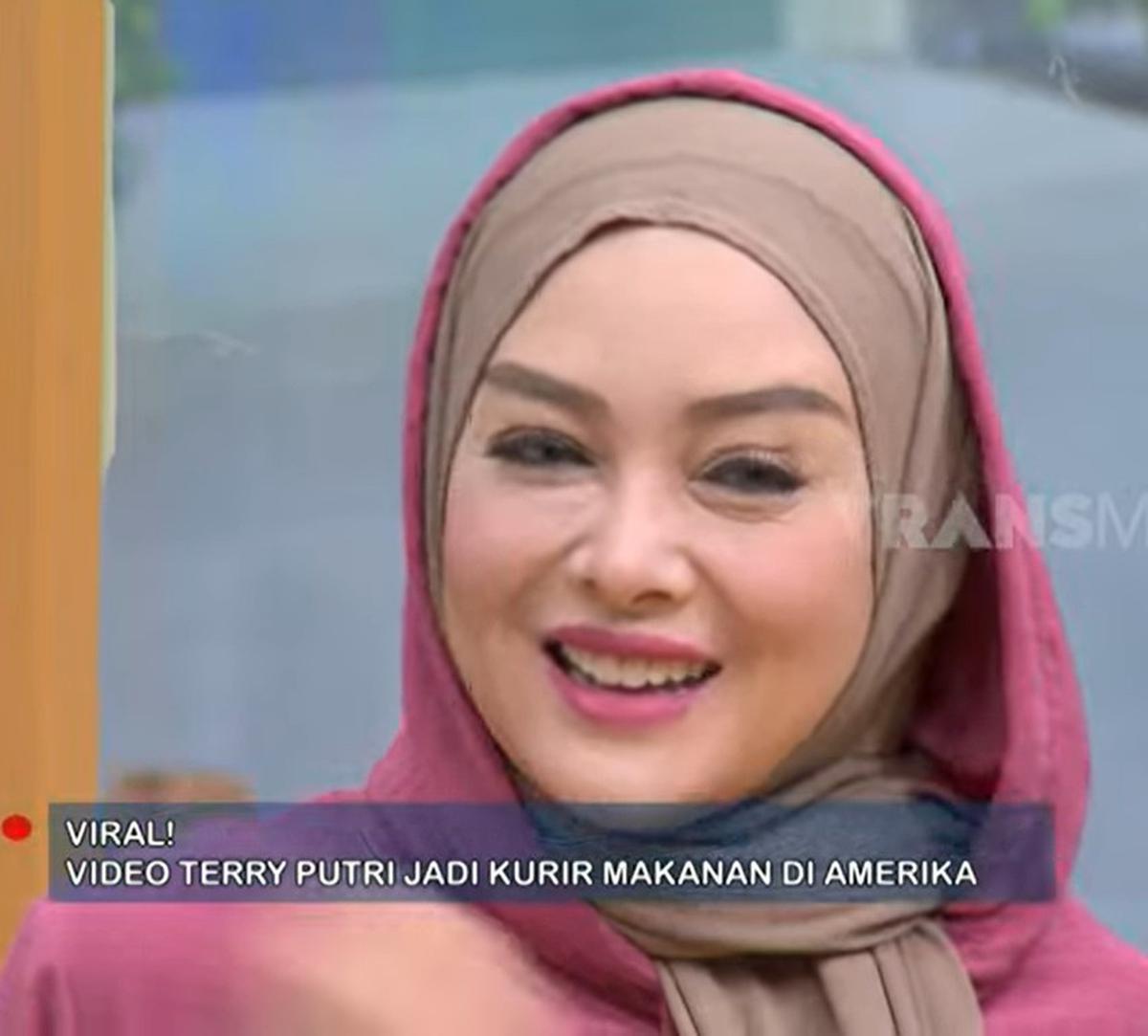 Potret Terbaru Terry Putri