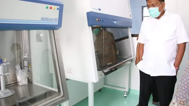 Laboratorium PCR Covid-19 Sulut  yang berada di Balai Teknik Kesehatan Lingkungan dan Pengendalian Penyakit (BTKLPP) Kelas I Manado.