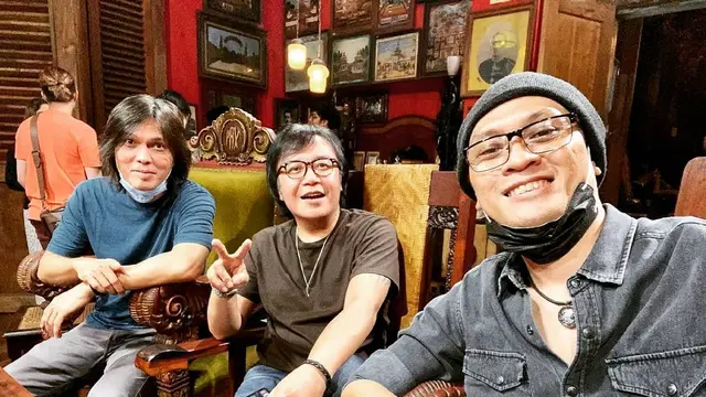 Once, Ari Lasso, Andra