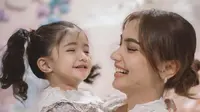 Foto-foto Jema Anak Syafira Haddad Merayakan Ulang Tahunnya yang ke-2, Bikin Gemes!