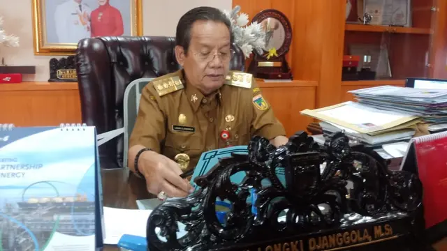 Misi Penyelamatan Buaya Berkalung Ban