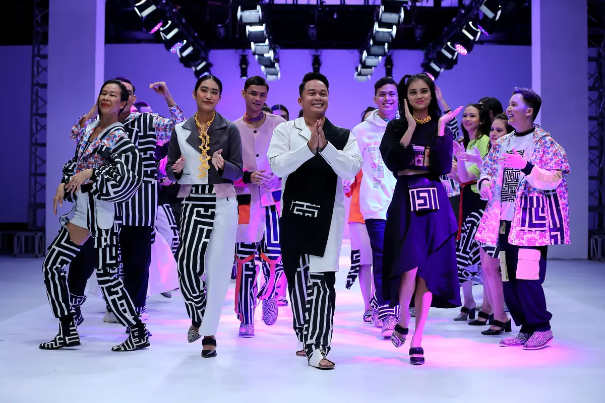 Tities Sapoetra x Panasonic/dok. Jakarta Fashion Week 2021