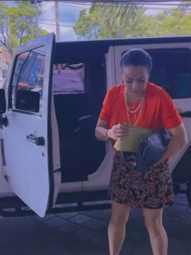 6 Potret Terbaru Jennifer Jill Usai Turun Berat Badan 18 Kg, Awet Muda di Usia 51 Tahun