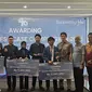 Para pemenang Business Case Competition Mahasiswa se-Indonesia yang digelar oleh Surya Artha Nusantara Finance. (Istimewa)