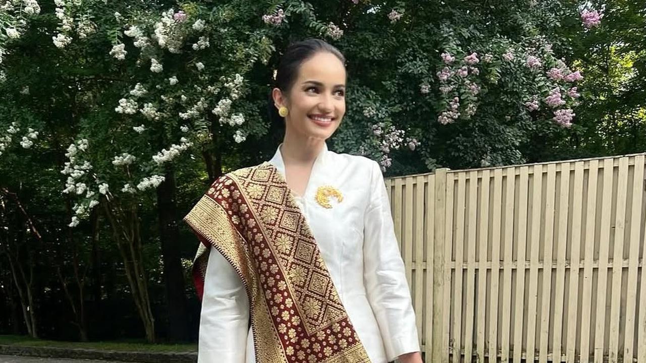7 Model Kebaya Modern ala Enzy Storia, Inspirasi Bergaya Anggun Memesona