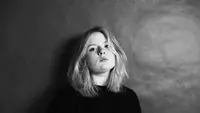 Bukan karena tidak peduli, Kelima zodiak berwajah dingin ini hanya sulit menunjukkan emosi. (Foto: Unsplash.com/Maria Lysenko).