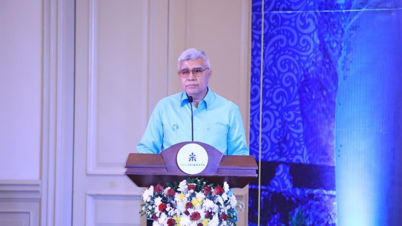 Mendikbudristek Nadiem Makarim diharap segera menetapkan mantan Dekan Fakultas Hukum Universitas Riau (FH Unri) Dr Firdaus sebagai Kepala LLDIKTI wilayah XVII Riau-Kepri.