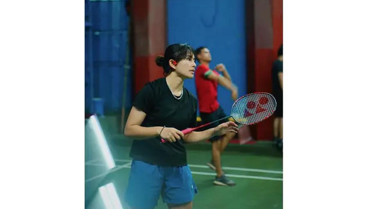 7 Potret Gaya Sporty Sintya Marisca, Jago Berbagai Macam Olahraga