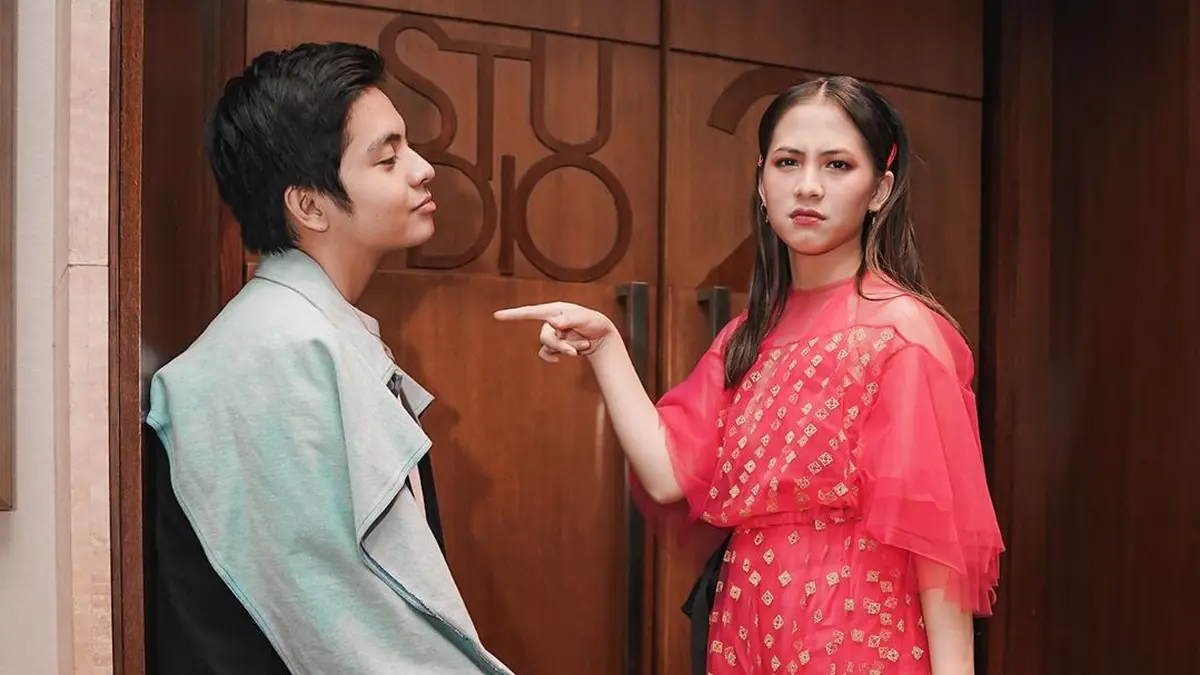 Timati va Kseniya Sabchak jinsiy aloqada.