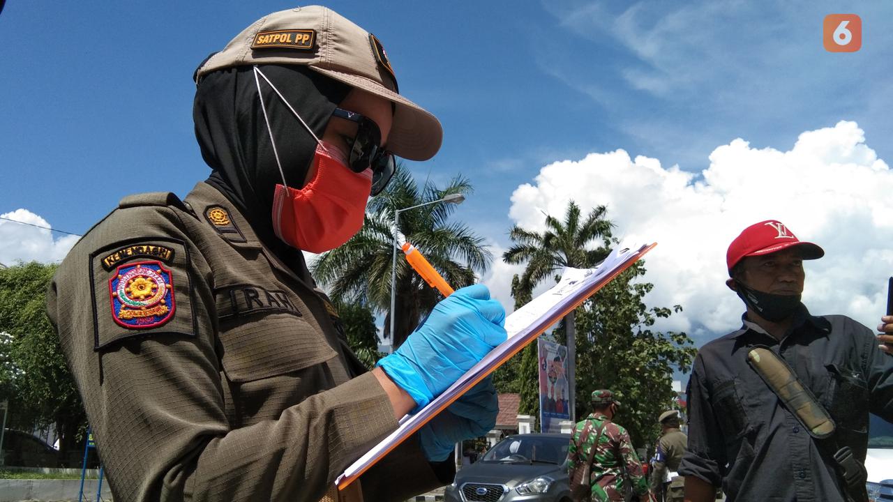 personel Satpol PP Palu