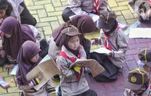 Putar Otak Para Orang Tua, Demi Sang Anak Dapat Pendidikan Swasta Layak Namun Tetap Terjangkau